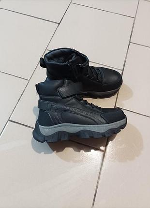 Ботинки, полусапоги для мальчика.