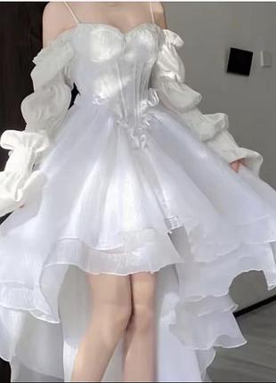Біла сукня принцеси • нова • корсет • асиметричний низ • святкова / фотосесія