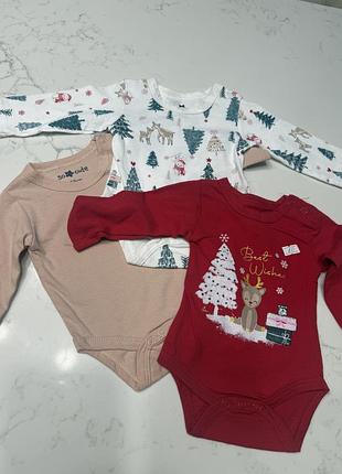 Боді на немовлят з новорічно-різдвяним принтом рерсо