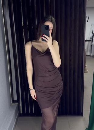 Платье с разрезом s-m