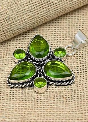 Срібний кулон з хризолітом (перідотом) природнім