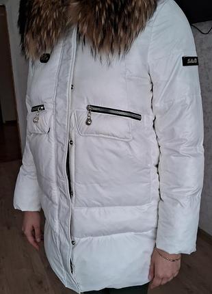 Зимняя куртка с мехом размер 44