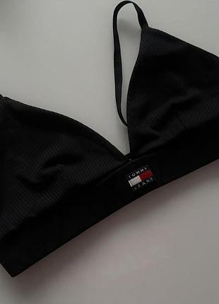 Топ tommy hilfiger