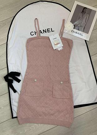 Мини платье трикотажное шaнeль розовая пудра