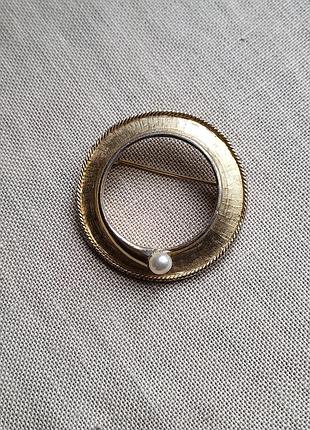 Винтажная базовая брошь