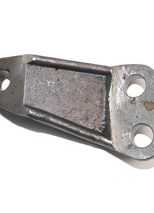 Кронштейн генератора д-260 (пр-во ммз) (260-3701055)