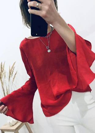 Блуза красная нарядная вечерняя праздничная рукав волан1 фото
