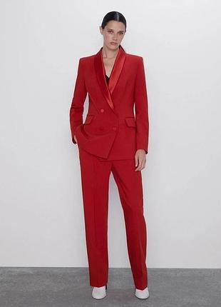 Красный брючный костюм с атласными лацканами zara
🌟🌟🌟🌟🌟🌟🌟🌟🌟🌟🌟🌟🌟