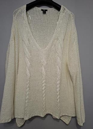 Вязаный молочный светер оверсайз