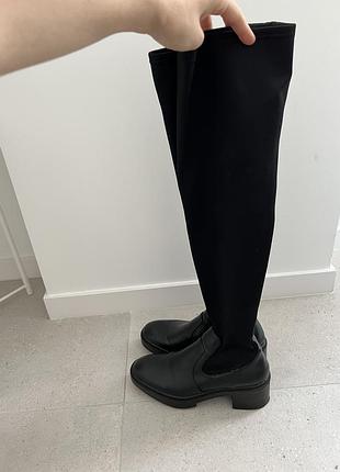 Чорні ботфорти zara еластичні панчохи 37 тракторна підошва