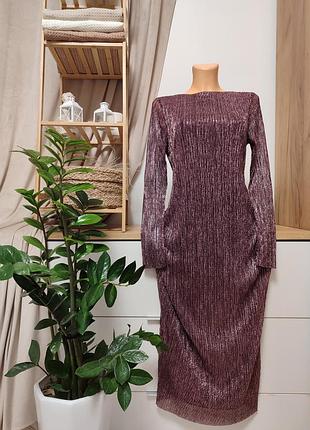 Красивое праздничное платье!