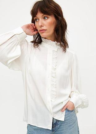 Элегантная блузка на пуговицах с рюшами в викторианском стиле р.24