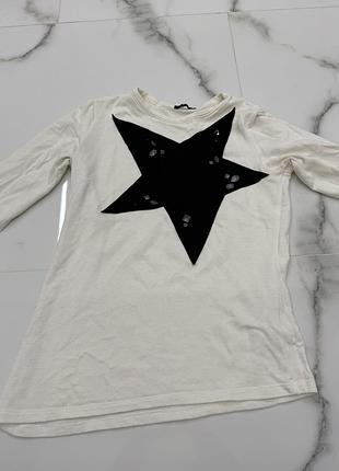 Белый свитер