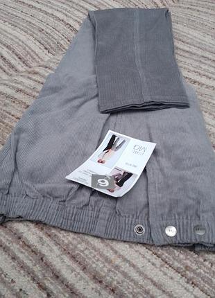 Стильні фірмові жіночі брюки для вагітних. мікровельвет. нові.