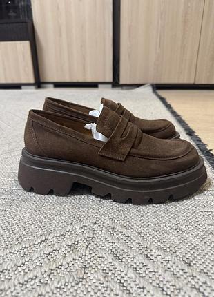 Лофери замшеві коричневі жіночі