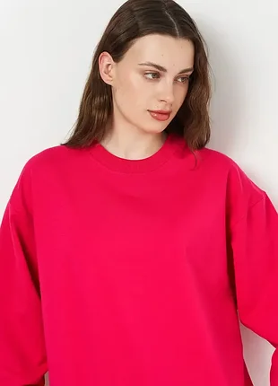 Свитшот женский оверсайз без утепления малиновый uni