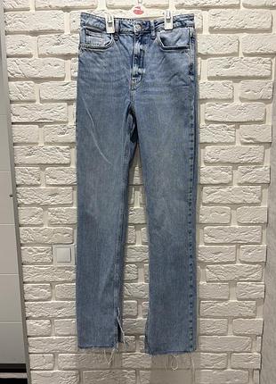Джинси zara  прямі з розрізами разрезами