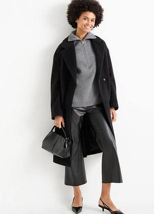 Жіночий светр