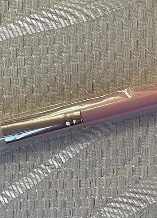 Пензлик для румʼян.