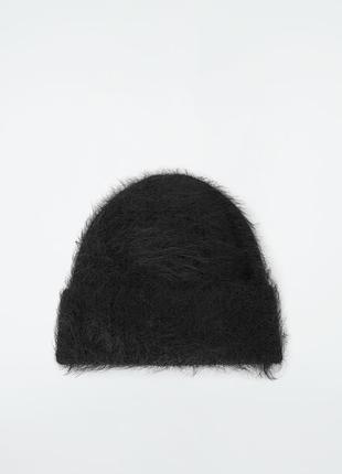Шапка із мохеру cos