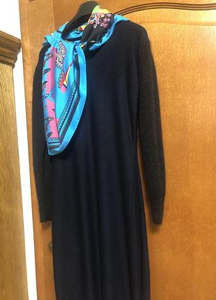 Ідеальна сукня для стрункої леді .натуральна тканина, цікава модель. стан нового.