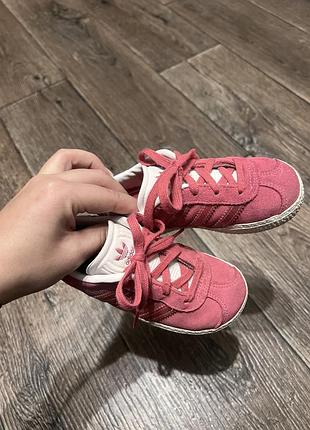 Кросівки adidas 4