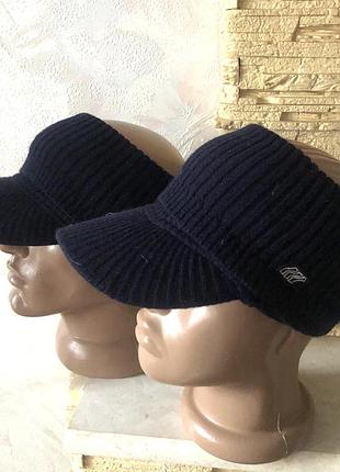 Зимняя шапка -спортивный кощырек