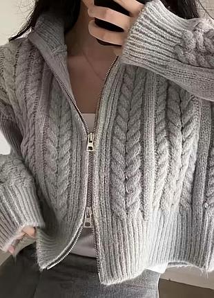 Жіночий кардиган у корейському стилі