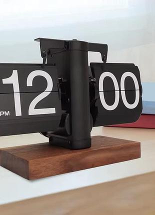 Настільний ретро годинник з перекидним механізмом 20×17×6 см — стильний декор для дому та офісу