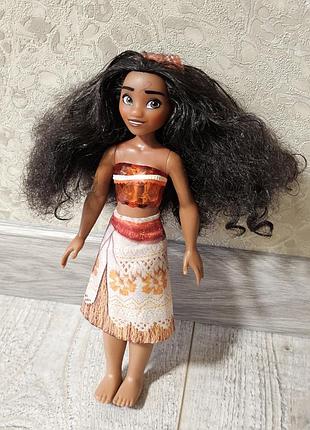 Кукла моана. состояние отличное, но есть дефект на лике (остановочное фото