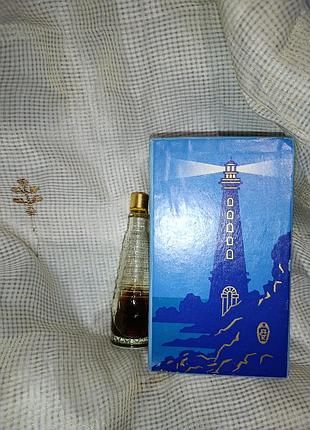 Грузовые духи огни маяка.