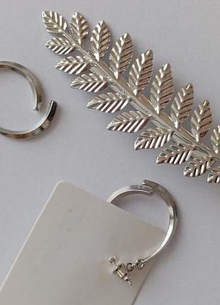 Комплект аксессуаров шарикчики и закладка для волос