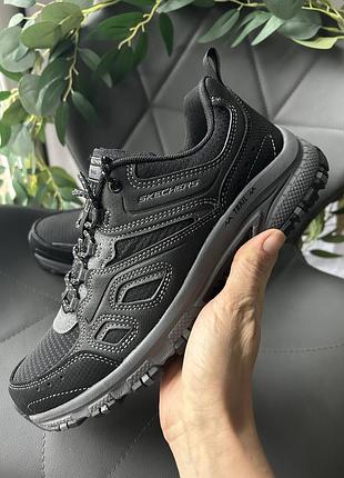 Кросівки sketchers hillcrest