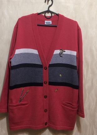 Шерсть/антора стильный кардиган с вышивкой.