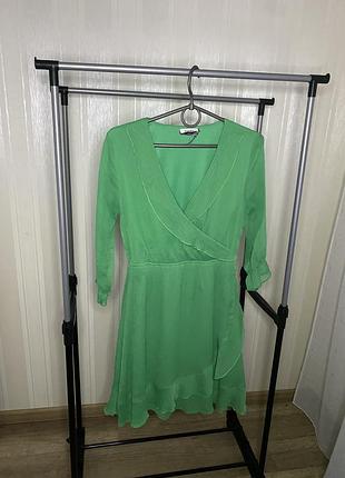 Сукня світло зелена
