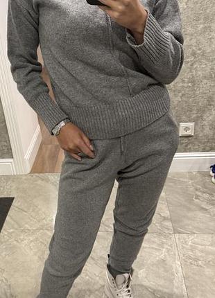 Костюм спортивний