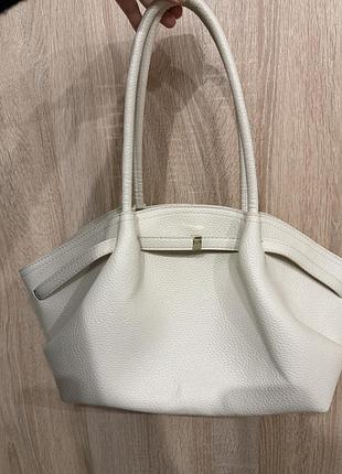 Сумка молочного кольору під бренд jw pei