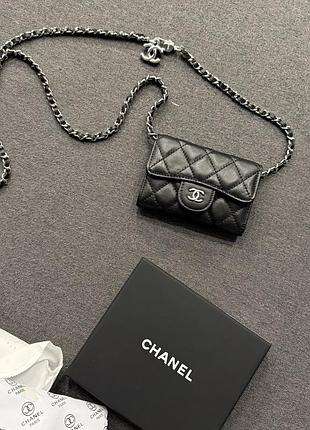 Міні сумочка в стилі chanel