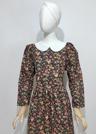 Сукня у вінтажному стилі/плаття