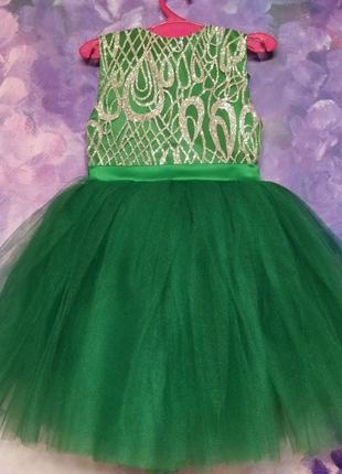 Изумительно красивое платье