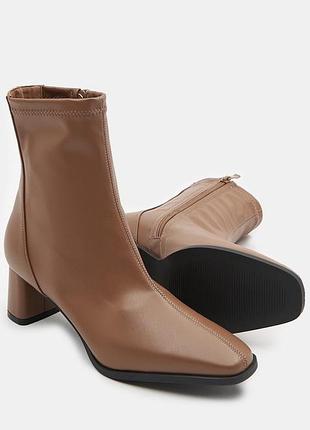 Стильні жіночі черевики на підборах sinsay розмір 37