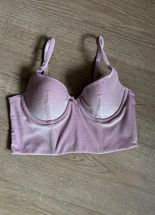 Оксамитовий бюстьє