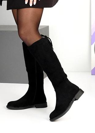 Стильные классические женские сапоги