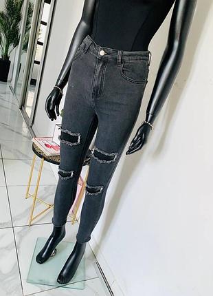 Prettylittlething (plt) женские скинни джинсы черные рваные, high rise, uk 10 (eu 38)