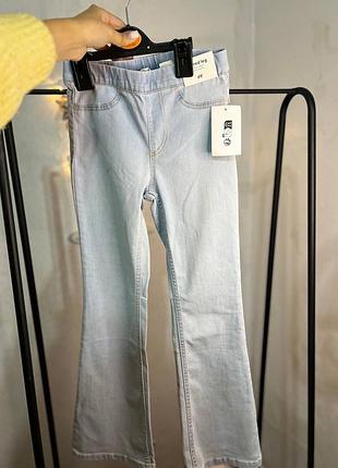 Светлые джегинсы 122- 128 см от h&amp;m