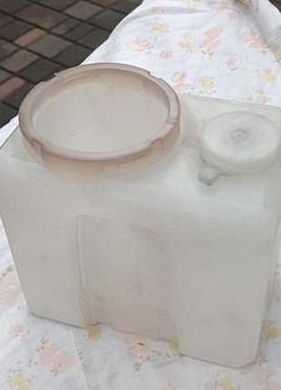 Бачок омывателя ваз, жигули, москвич.оригинал