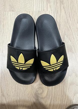 Жіночі тапки adidas оригінал 23 см