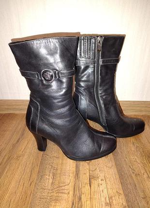 Кожаные сапожки женские berloni