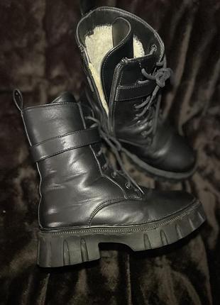 Ботинки для дівчинки