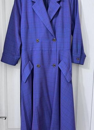 Сукня жіноча на ґудзиках з поясом